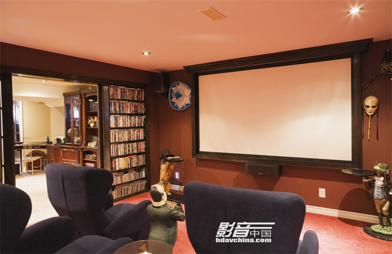 \ Home-Theater-That-Is-Wrong-Perry-Mastrovito-519512551-56a4a0f83df78cf772835256.jpg