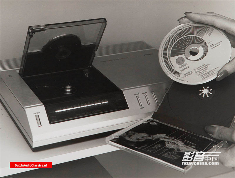 \ Philips-compact-disc-press-kit-1983-010.jpg